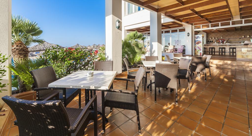 Hotel Globales Almirante Farragut Cala'N Blanes  Exterior foto